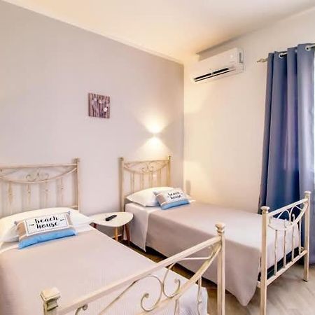 Luca'S Rooms Valledoria  Exterior photo